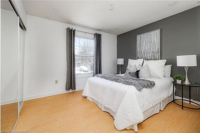 79 Ann St, House other with 4 bedrooms, 2 bathrooms and 5 parking in Dundas ON | Image 14