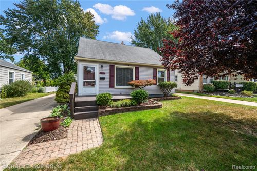 2400 Bacon Ave, Berkley, MI, 48072-1074 | Card Image