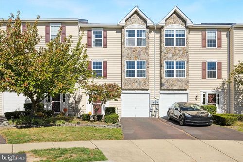 1017 Balley Dr, PHOENIXVILLE, PA, 19460-3594 | Card Image