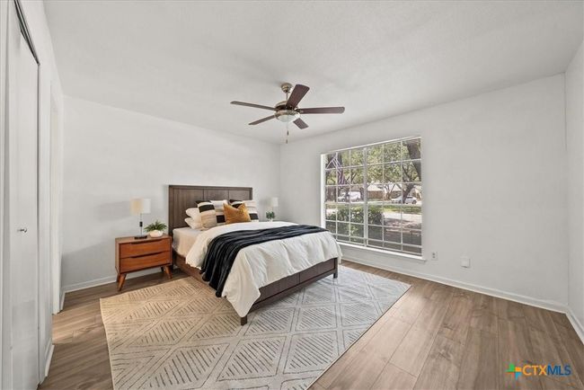 9206 Flickering Shadow Dr, Townhouse with 3 bedrooms, 3 bathrooms and null parking in Dallas TX | Image 12