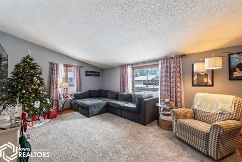 507 N Washington St, Bloomfield, IA, 52537-1252 | Card Image