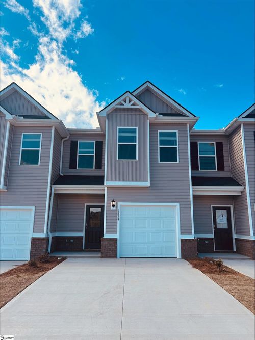 1324 Roadstead Ln, Spartanburg, SC, 29306-5803 | Card Image