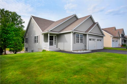 125 Brody Lane, Hudson, NH, 03051 | Card Image
