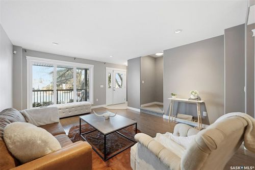 2129 Coy Ave, Saskatoon, SK, S7M0J3 | Card Image