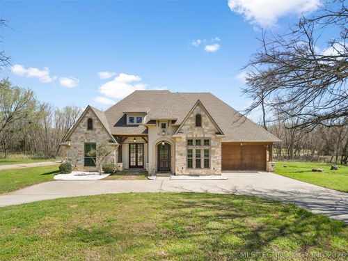 22533 Front Nine Rd, Thackerville, OK, 73459-9404 | Card Image