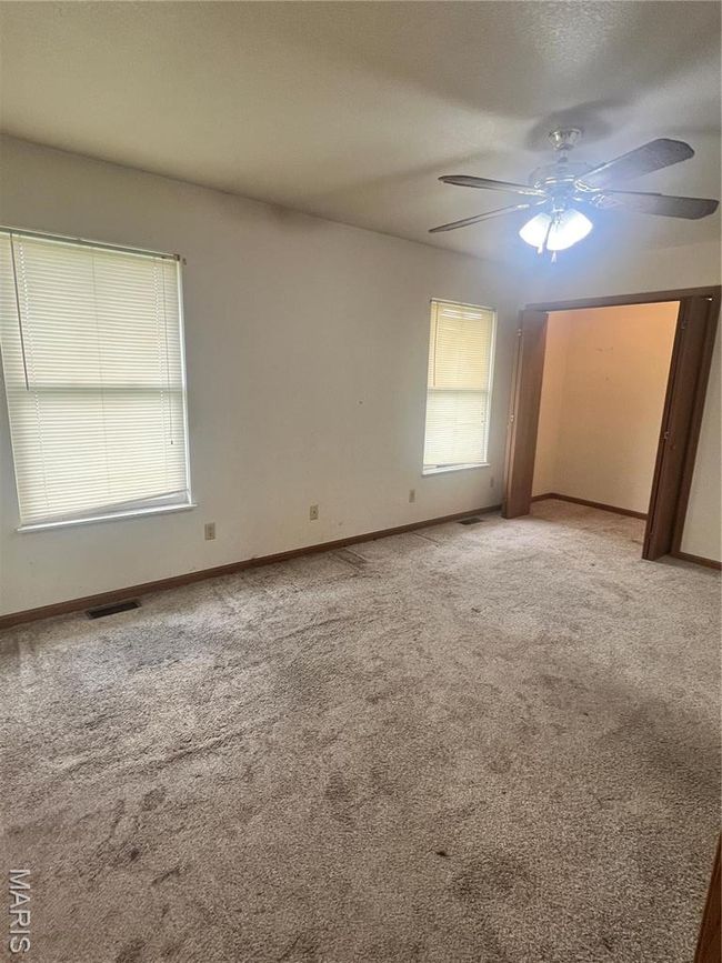 1114 S Main St, House other with 3 bedrooms, 2 bathrooms and 2 parking in Vandalia MO | Image 20