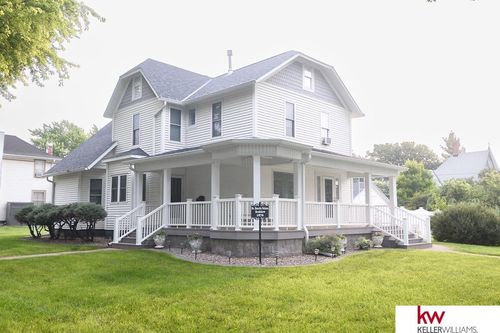 708 N Kansas St, Superior, NE, 68978-1455 | Card Image