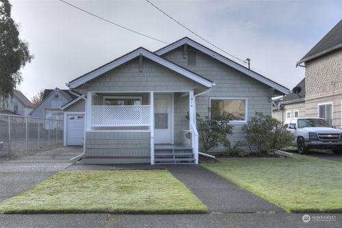 814 Karr Avenue, Hoquiam, WA, 98550 | Card Image