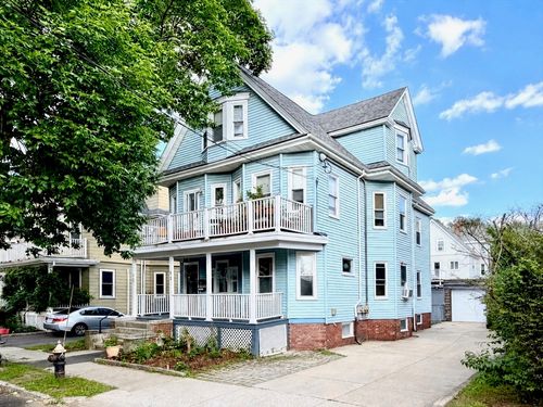 1-11 Cleveland St, Arlington, MA, 02474-6915 | Card Image