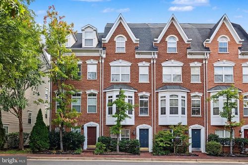 204 Martin Ln, ALEXANDRIA, VA, 22304-7753 | Card Image