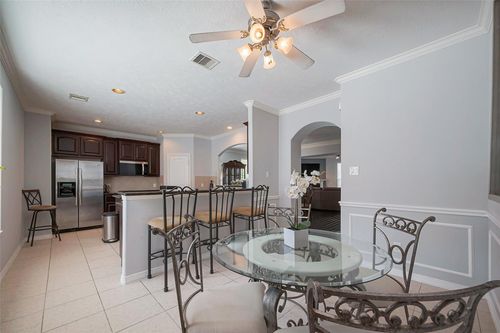 3426 Skyline Village Dr, Houston, TX, 77057-7040 | Card Image