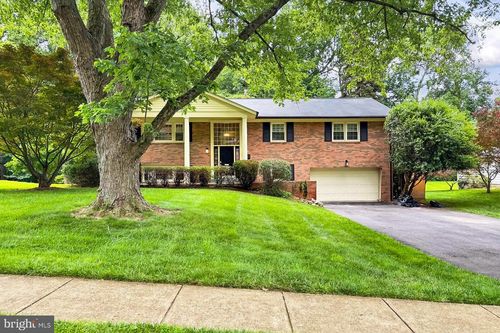 6623 Kennedy Ln, FALLS CHURCH, VA, 22042-4114 | Card Image