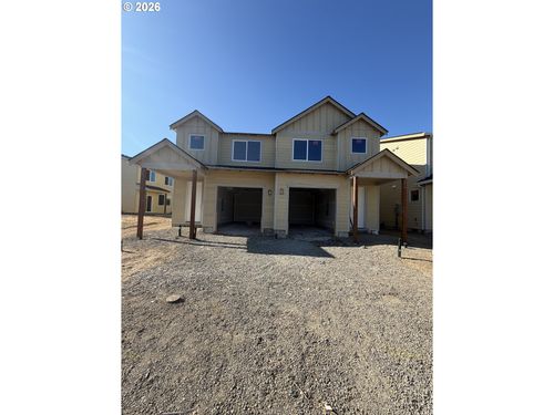 588 Spring Blvd, Woodburn, OR, 97071 | Card Image