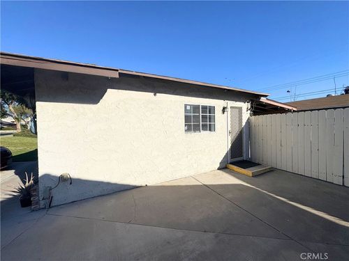 1/2 W 11th, Upland, CA, 91786 | Card Image