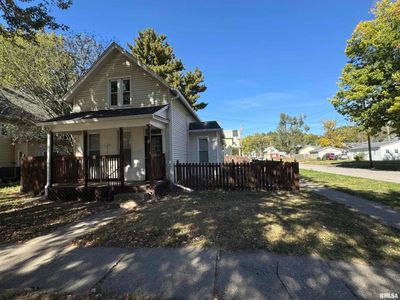 1602 W 6 Th Street, House other with 2 bedrooms, 1 bathrooms and null parking in Davenport IA | Image 3