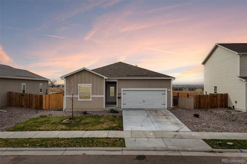 1053 Gianna Ave, Fort Lupton, CO, 80621-2444 | Card Image