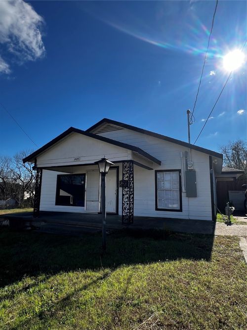 1410 Doyle Ave, Dallas, TX, 75203-3222 | Card Image