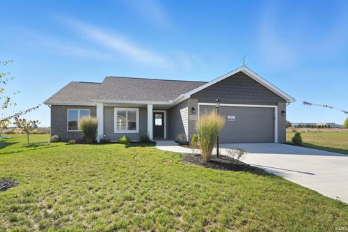 1016 Bryce Cir, Ligonier, IN, 46767-2559 | Card Image