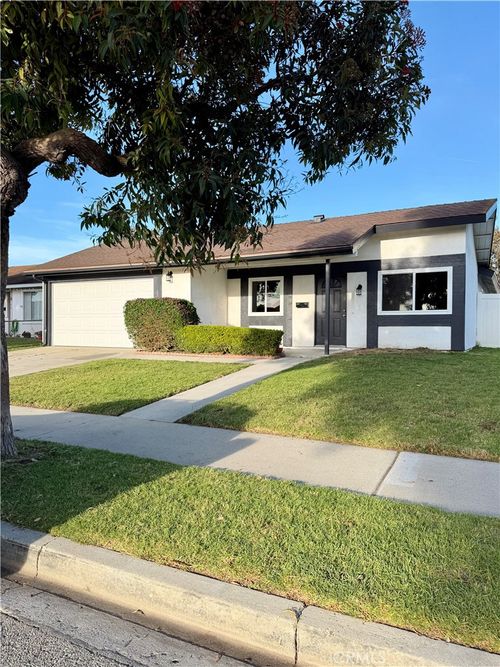 4614 Concord, Oxnard, CA, 93033 | Card Image