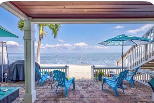 a-5280 Coquina Key Dr Se, ST PETERSBURG, FL, 33705-6337 | Card Image