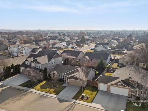 10651 Pipevine Dr, Nampa, ID, 83687-5023 | Card Image