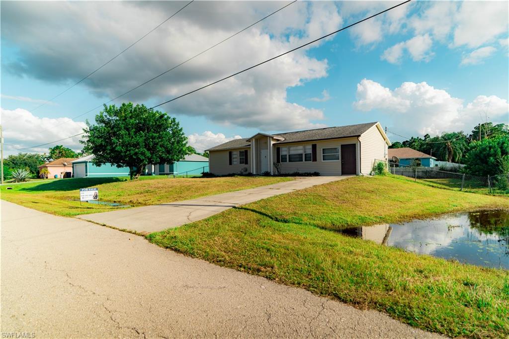 Residential in LEHIGH ACRES 3
