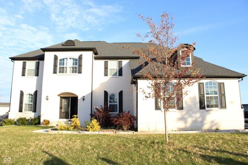 8831 Rockwood Ln, Indianapolis, IN, 46259-8100 | Card Image