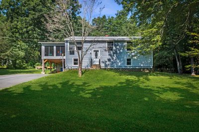 20 Quaker Street, House other with 3 bedrooms, 2 bathrooms and null parking in Newton NH | Image 1