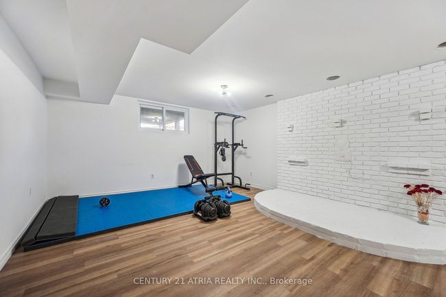 62 Guildwood Dr, House attached with 4 bedrooms, 1 bathrooms and 2 parking in Hamilton ON | Image 25