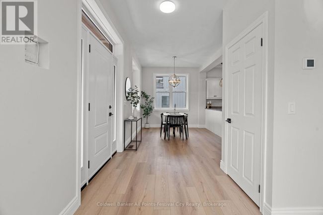 82 Gloucester Terr, House other with 2 bedrooms, 2 bathrooms and 4 parking in Goderich ON | Image 7