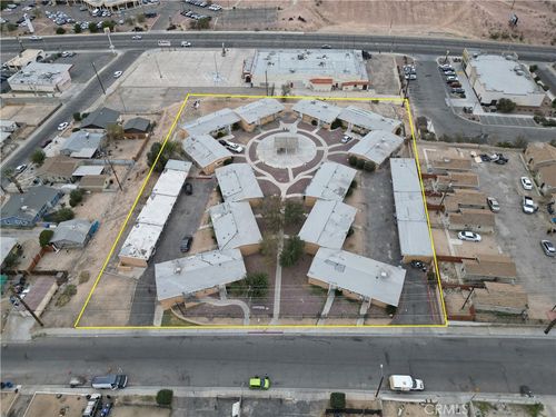 501 W Fredricks St, Barstow, CA, 92311-2735 | Card Image