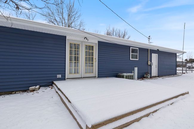 301 N Hickory St W, House other with 3 bedrooms, 2 bathrooms and null parking in North Webster IN | Image 25