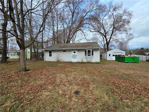 2497 Spaulding Dr, Corning, NY, 14830-3517 | Card Image