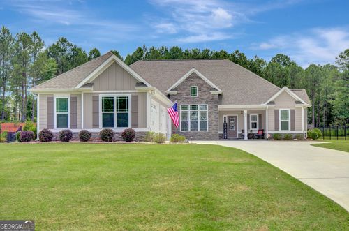 445 Cushing St, Senoia, GA, 30276-1682 | Card Image