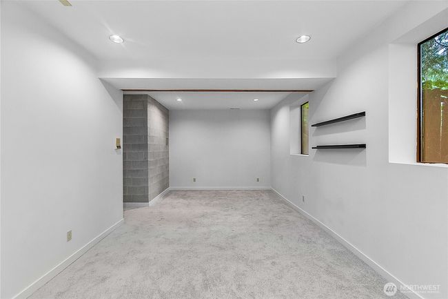 Downstairs bonus room/office | Image 31