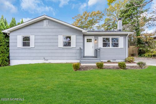 252 Nautilus Dr, Manahawkin, NJ, 08050-2236 | Card Image