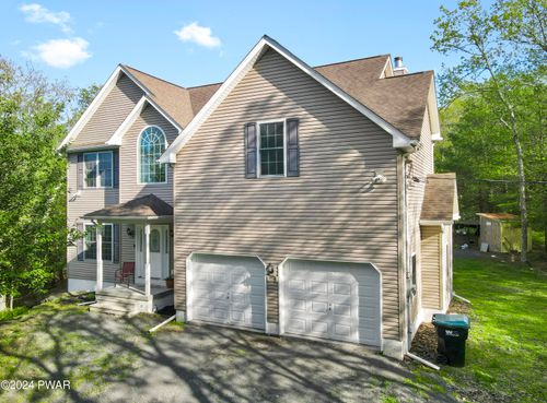 100 Teak Ln, Dingmans Ferry, PA, 18328-9591 | Card Image