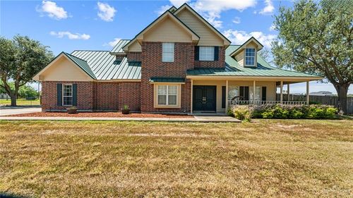 5015 Mile 8 Rd, Edinburg, TX, 78541-7051 | Card Image