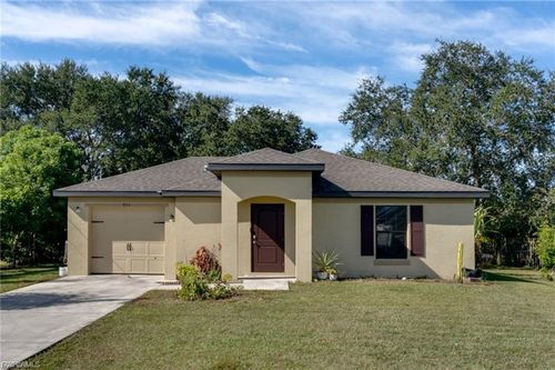 824 Umber Dr, FORT MYERS, FL, 33913-2415 | Card Image