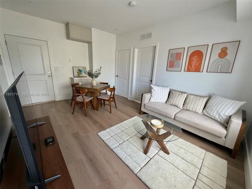 0-1619 Jefferson Ave, Miami Beach, FL, 33139 | Card Image