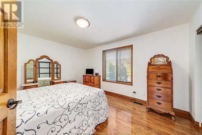 327 Majestic Dr, House other with 4 bedrooms, 4 bathrooms and null parking in Tecumseh ON | Image 14