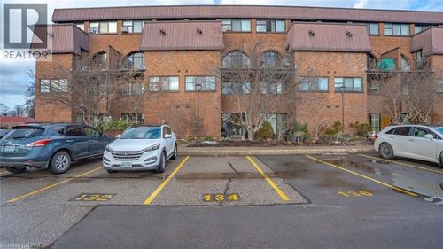 136-36 Hayhurst Rd, Brantford, ON, N3R6Y9 | Card Image