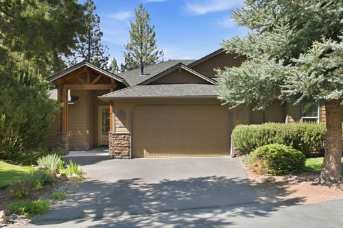 2550 Nw Locke Ct, Bend, OR, 97703-5508 | Card Image