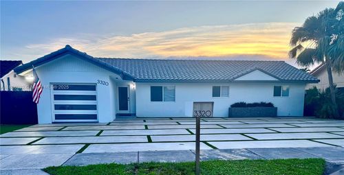 3320 Sw 139th Ave, Miami, FL, 33175-6706 | Card Image