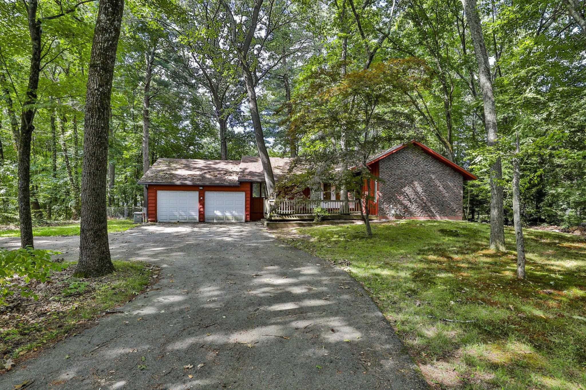 Peaslee Rd, Merrimack, NH 03054