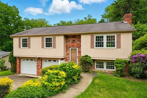 6429 Union Ave, Finleyville, PA, 15332-1029 | Card Image