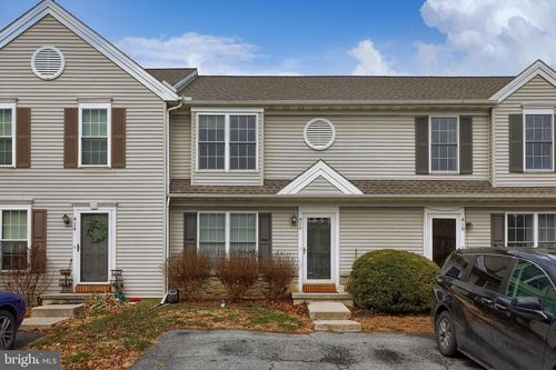 416 Banyan Circle Dr, LANCASTER, PA, 17603-4491 | Card Image
