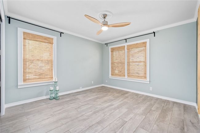 332 S Chiltipin St, House other with 2 bedrooms, 1 bathrooms and null parking in Sinton TX | Image 17