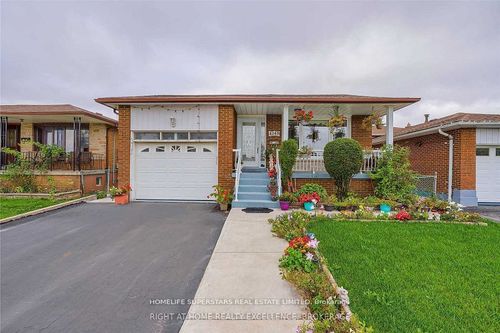 4148 Brandon Gate Dr, Mississauga, ON, L4T3P2 | Card Image