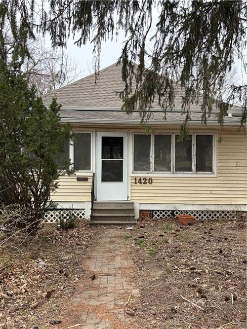 1420 W Walnut St, Independence, MO, 64050-3548 | Card Image